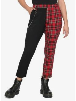 Discount ⭐ Black & Red Plaid Split Leg Pants 🌟