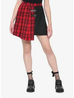 Budget ๐ Red & Black Plaid Asymmetrical Buckle ๐ Skirt ๐