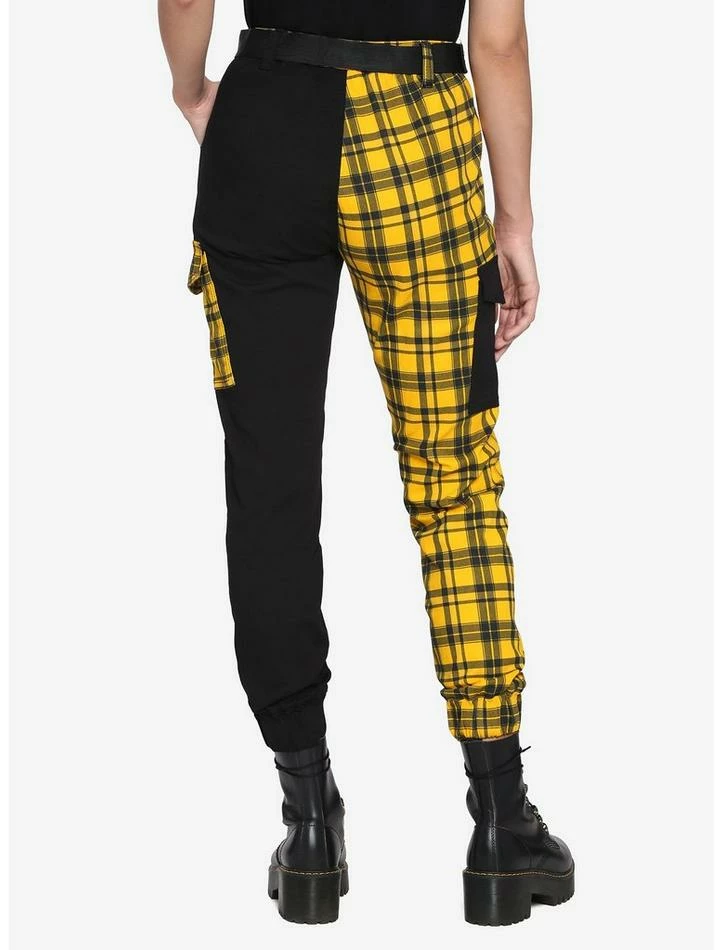 Best deal โ Black & Yellow Plaid Split Cargo Jogger Pants ๐ฅ 4 Best deal โ Black & Yellow Plaid Split Cargo Jogger Pants ๐ฅ - Image 2