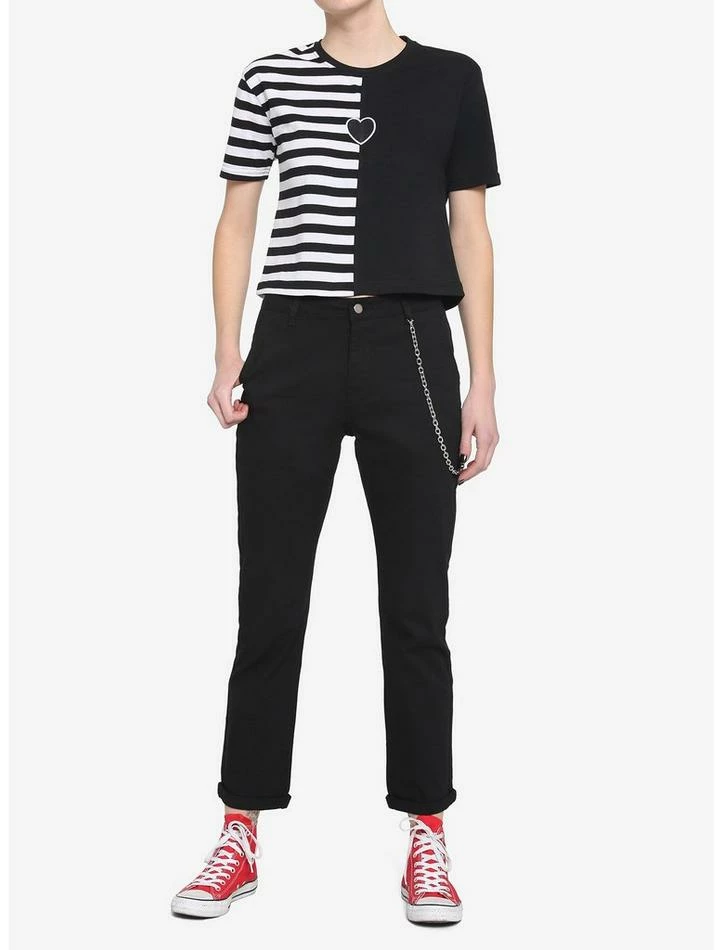Top 10 ๐ Black & White Stripe Split ๐ง Girls Boxy Crop T-Shirt ๐ฅฐ 4 Top 10 ๐ Black & White Stripe Split ๐ง Girls Boxy Crop T-Shirt ๐ฅฐ - Image 2