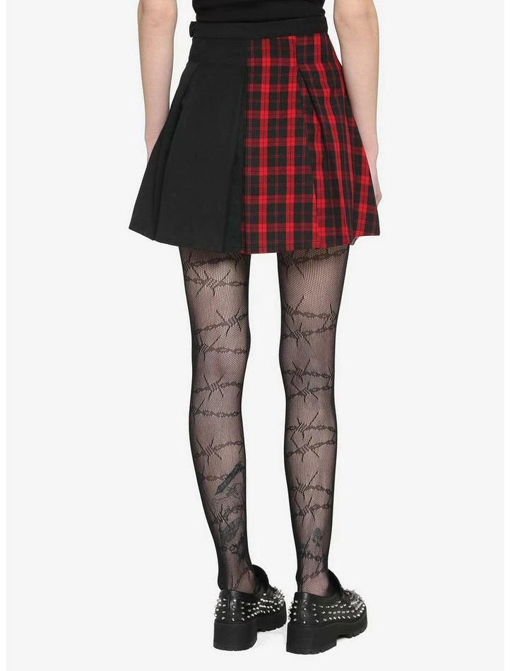 Promo ๐ Red Plaid & Black Split Buckle ๐ Skirt ๐งจ 4 Promo ๐ Red Plaid & Black Split Buckle ๐ Skirt ๐งจ - Image 2