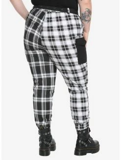 Outlet 😍 Black & White Plaid Split Jogger Pants Plus Size ✔️ -HT Style Outlet Store 17169823 av2