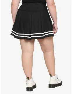 Wholesale 🛒 Black & White Lace-Up Pleated 👗 Skirt Plus Size 💯 -HT Style Outlet Store 17236472 av1