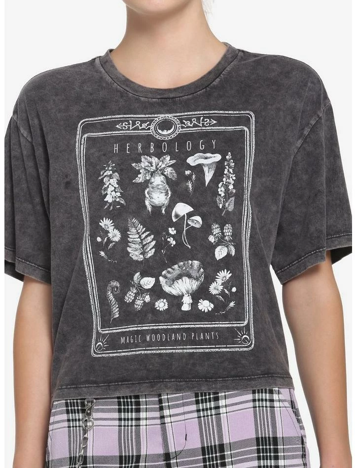 Brand new โ Herbology Mineral Wash ๐ง Girls Crop T-Shirt ๐ 3 Brand new โ Herbology Mineral Wash ๐ง Girls Crop T-Shirt ๐