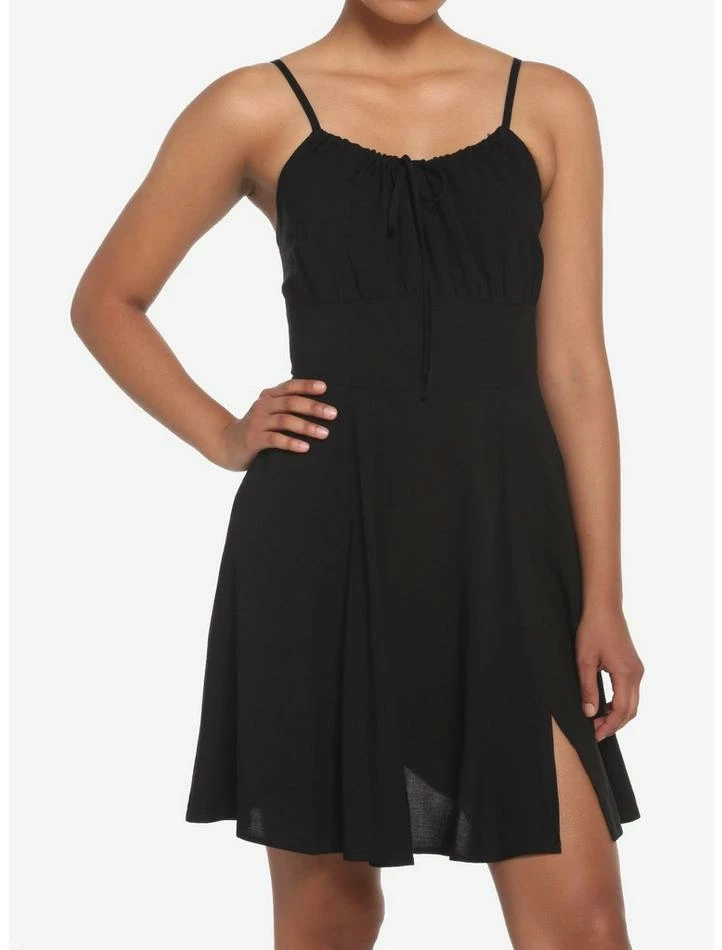 Coupon โ Black Empire Slit ๐ Dress ๐ 3 Coupon โ Black Empire Slit ๐ Dress ๐