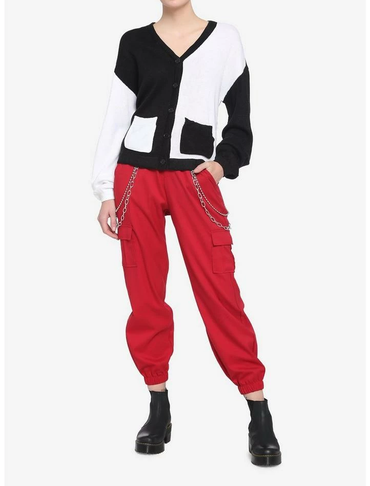 Best Sale ๐ Black & White Split Boyfriend Fit ๐ง Girls Cardigan ๐ 4 Best Sale ๐ Black & White Split Boyfriend Fit ๐ง Girls Cardigan ๐ - Image 2