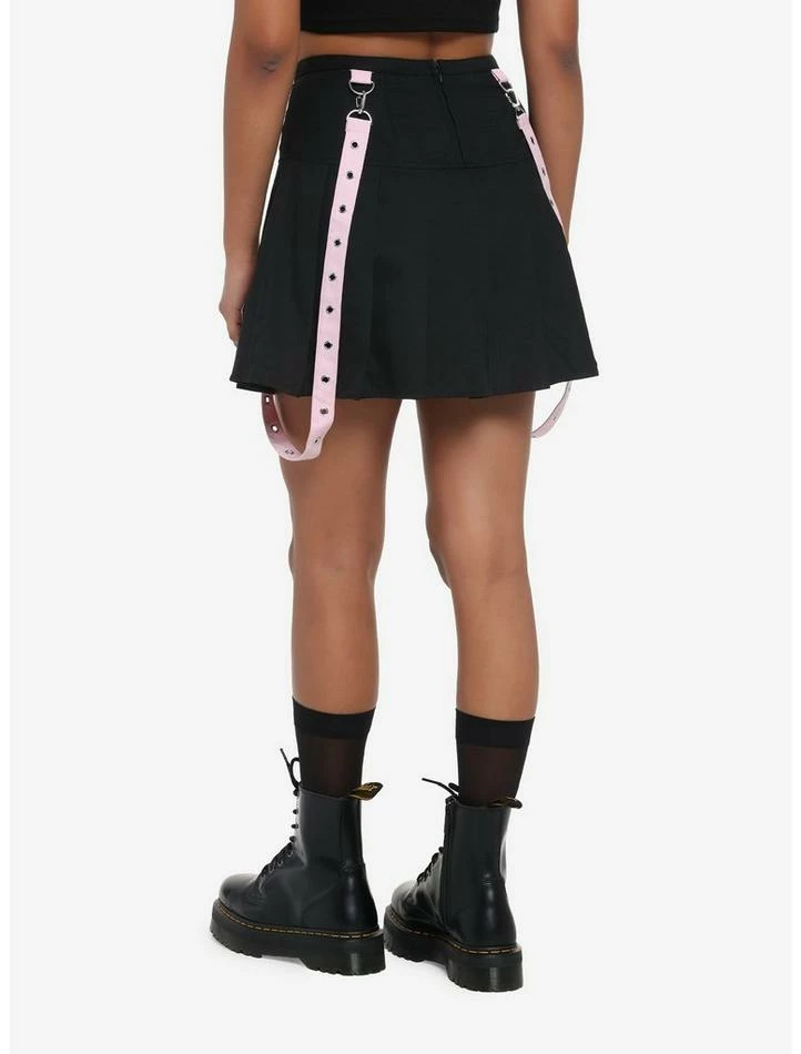 Brand new โจ Pink Grommet Suspender Pleated ๐ Skirt โค๏ธ 4 Brand new โจ Pink Grommet Suspender Pleated ๐ Skirt โค๏ธ - Image 2