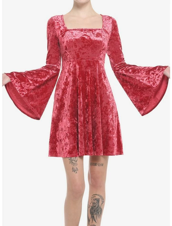 Hot Sale ๐ฅ Red Crushed Velvet Bell Sleeve Mini ๐ Dress ๐งจ 3 Hot Sale ๐ฅ Red Crushed Velvet Bell Sleeve Mini ๐ Dress ๐งจ