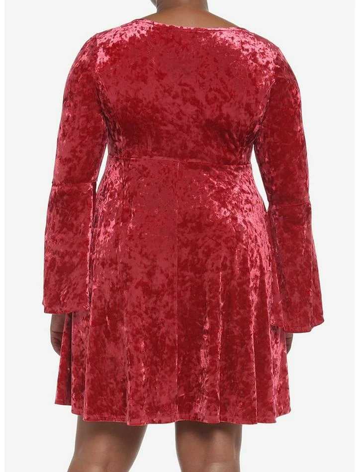 New ๐ Red Crushed Velvet Bell-Sleeve Mini ๐ Dress Plus Size ๐คฉ 5 New ๐ Red Crushed Velvet Bell-Sleeve Mini ๐ Dress Plus Size ๐คฉ - Image 3