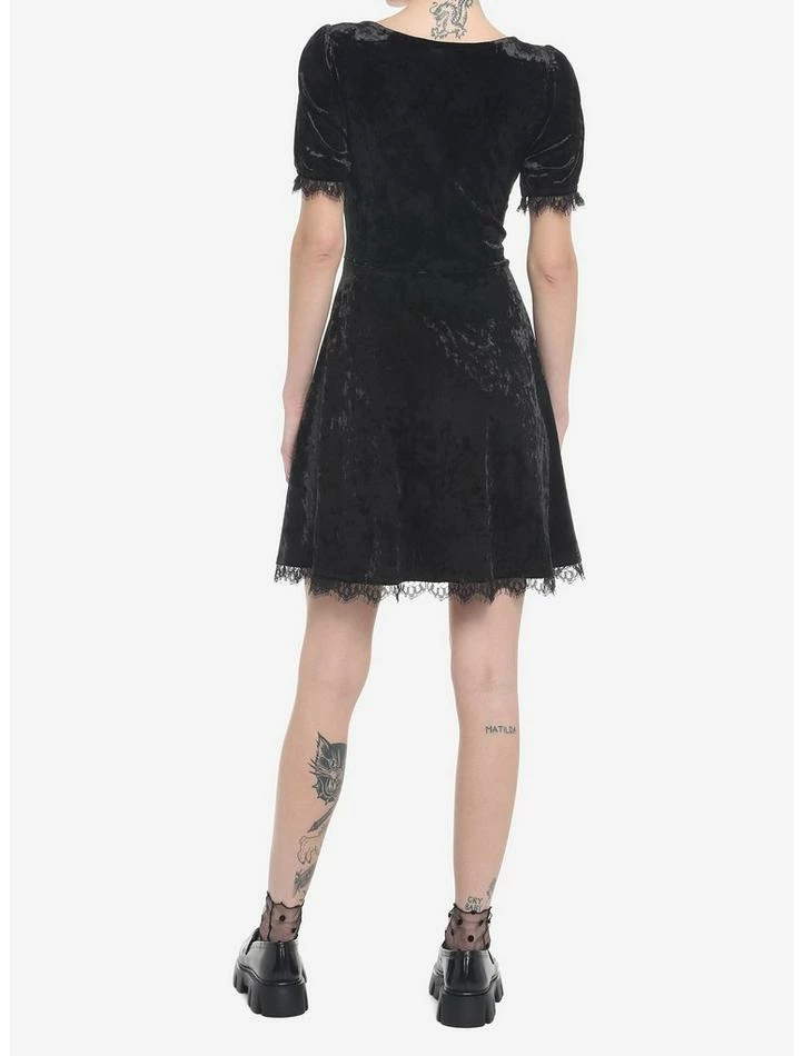 Promo ⭐ Black Crushed Velvet & Lace Mini 👗 Dress 🎁 5 Promo ⭐ Black Crushed Velvet & Lace Mini 👗 Dress 🎁 - Image 3
